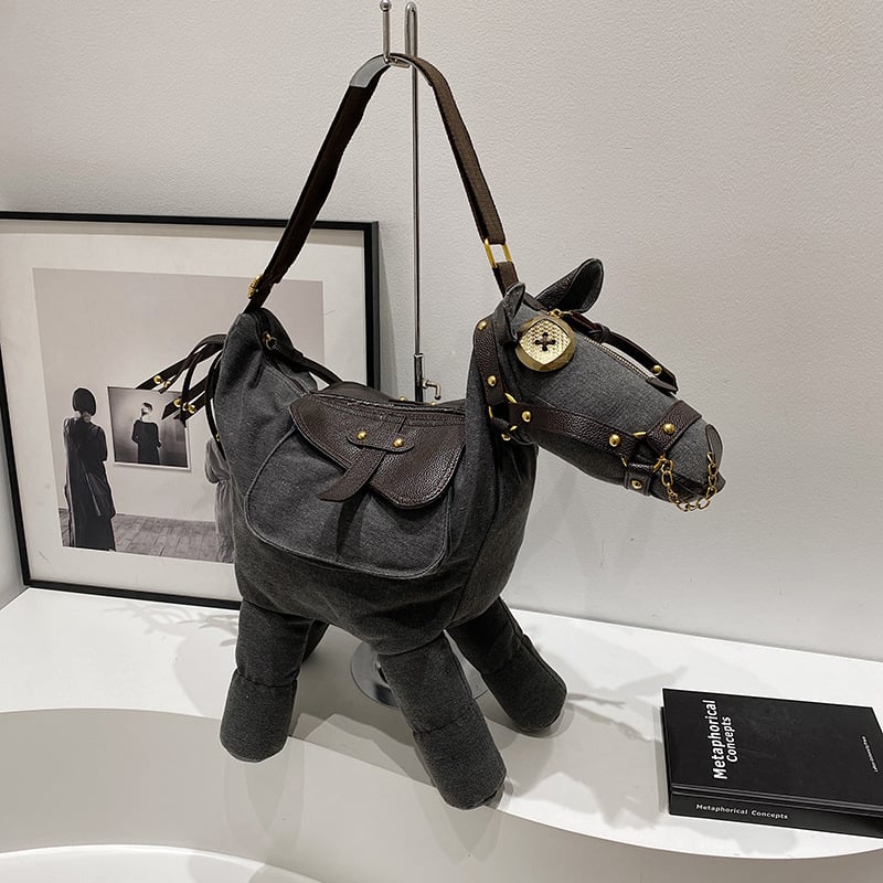 🐴✨ Unique Horse-Shaped Shoulder Bag