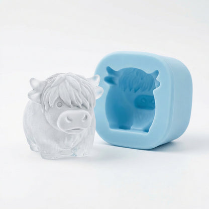Adorable Highland Cow Ice Cube Mold