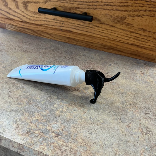 Pooping Dog Butt Toothpaste Topper