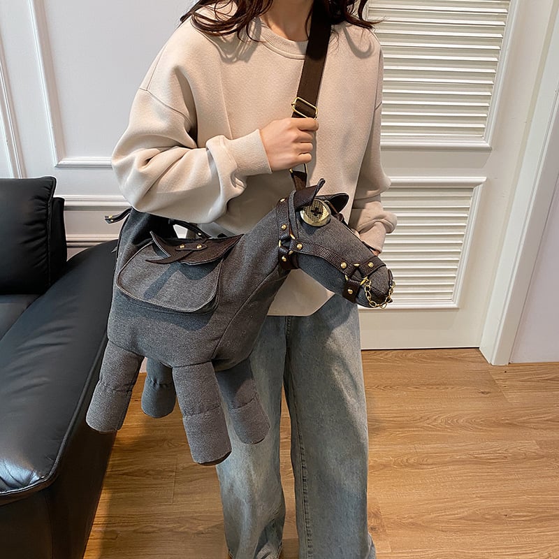 🐴✨ Unique Horse-Shaped Shoulder Bag