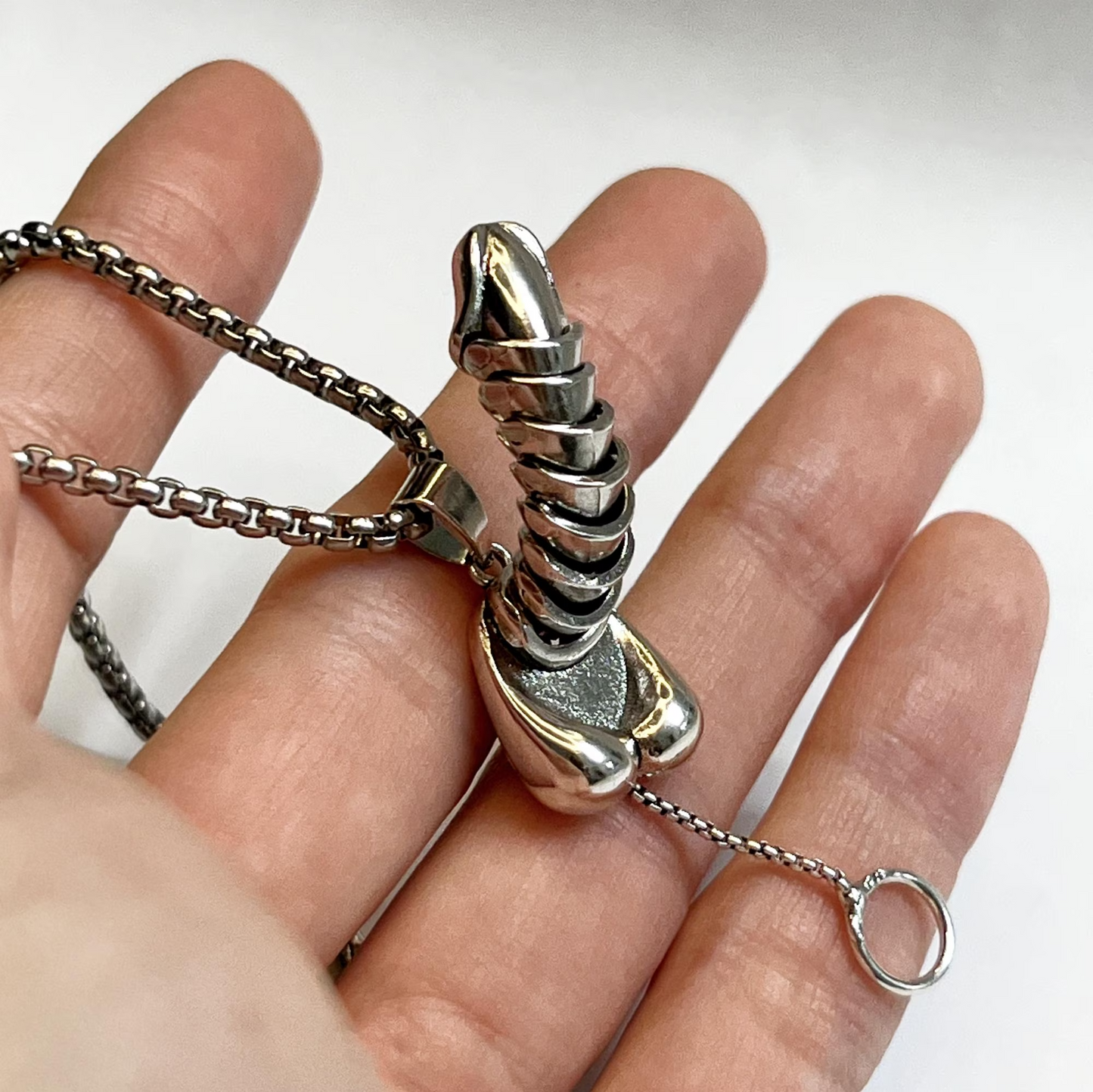 🤣Erectable Penis Pendant Necklace🤣